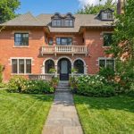 4-bedroom detached home for sale in Toronto — 62 Maple Avenue (Photo 1)
