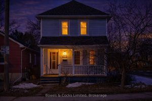 3-bedroom detached home for sale in Peterborough — 633 Downie Street
