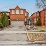 5-bedroom detached home for rent in Milton — 643 Warhol Way (Photo 5)