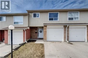 3-bedroom home for sale in Waterloo — 64 - 279 Bluevale Street North