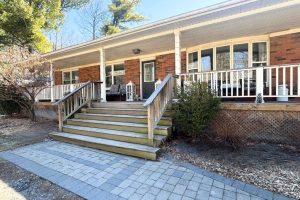 3-bedroom detached home for sale in Halton — 6508 17 Side Road