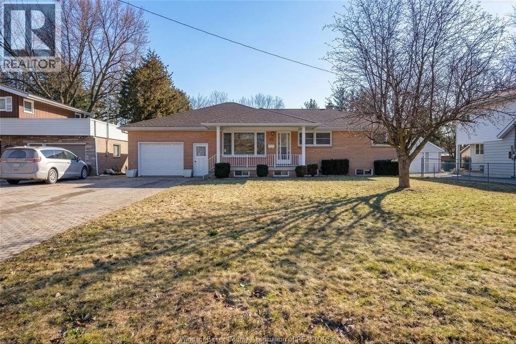 3-bedroom home for sale in Windsor — 651 Morand Street (Photo 1)