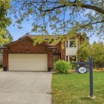 4-bedroom home for sale in Hamilton — 668 Tomahawk Crescent (Photo 1)
