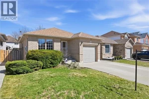 4-bedroom home for sale in Stoney Creek — 67 Hillgarden Drive