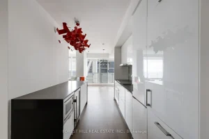 2-bedroom condo apartment for sale in Toronto — 6805 - 1 Bloor Street E