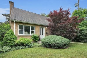 4-bedroom detached home for sale in Middlesex — 685 Strathmeyer Street