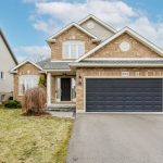 3-bedroom detached home for sale in Niagara — 6863 St Michael Avenue (Photo 2)