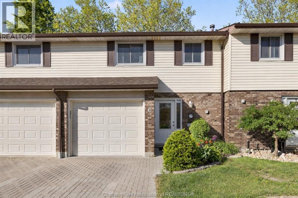 3-bedroom home for sale in Chatham — 6 - 393 Baldoon Road (Photo 1)