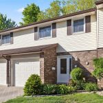 3-bedroom home for sale in Chatham — 6 - 393 Baldoon Road (Photo 4)