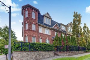 2-bedroom condo townhouse for sale in Peel — 6 - 710 Neighbourhood Circle