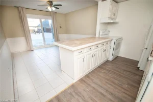 2-bedroom home for rent in Niagara Falls — 6 - 8646 Willoughby Drive