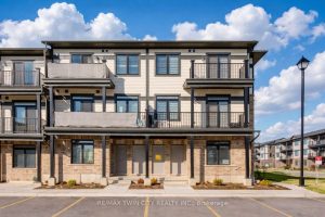 3-bedroom condo townhouse for sale in Waterloo — 6 Lomond Lane