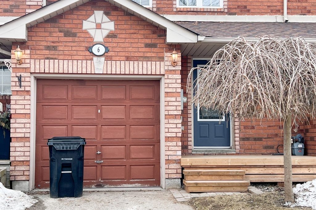 3-bedroom att/row/townhouse for sale in Simcoe — 6 Silver Maple Crescent (Photo 1)