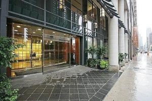2-bedroom condo apartment for rent in Toronto — 701 - 1121 Bay Street