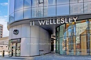 2-bedroom condo apartment for sale in Toronto — 703 - 11 Wellesley Street W