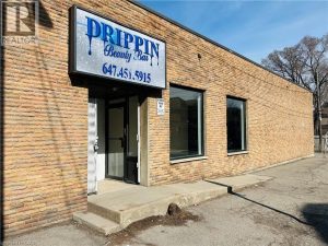 Studio home for rent in Hamilton — 707 Barton Street East