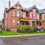 Studio home for rent in Hamilton — 707 Barton Street East (Photo 3)