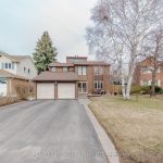 4-bedroom detached home for sale in Peel — 72 Nantucket Crescent (Photo 2)