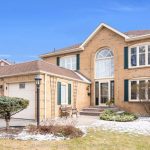 4-bedroom detached home for sale in Peel — 72 Nantucket Crescent (Photo 3)