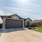 4-bedroom home for sale in Sarnia — 73 Kamal Drive (Photo 2)