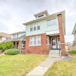 5-bedroom home for sale in Windsor — 747 Windsor (Photo 3)