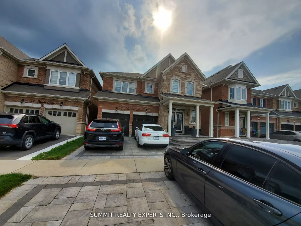 5-bedroom detached home for rent in Brampton — 74 Antibes Drive (Photo 1)