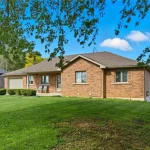 5-bedroom home for sale in Selkirk — 751 Lakeshore Road (Photo 3)