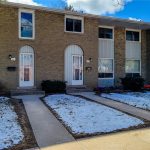 3-bedroom home for sale in Stoney Creek — 75 - 1 Royalwood Court (Photo 3)