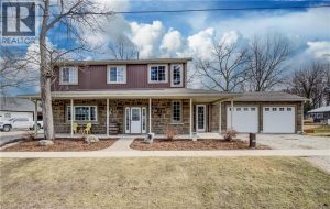 3-bedroom home for sale in Blandford-blenheim — 76 Baird Street South