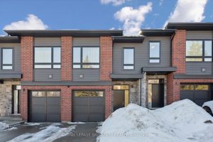 3-bedroom condo townhouse for sale in Wellington — 77 Beechwood Avenue