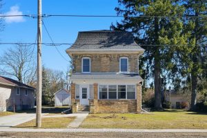 3-bedroom detached home for sale in Wellington — 77 King Street S