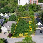 3-bedroom detached home for sale in York — 7808 Yonge Street (Photo 2)