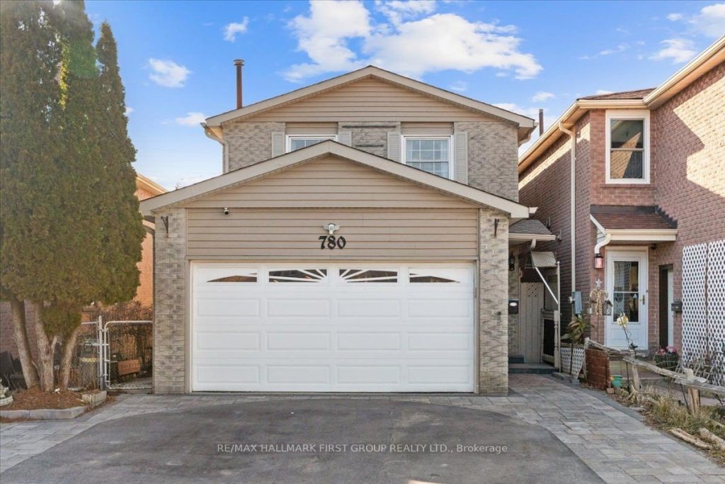 3-bedroom detached home for sale in Durham — 780 Hampton Court (Photo 1)