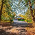 6-bedroom home for sale in Fergus — 7828 Sixth Line East (Photo 5)