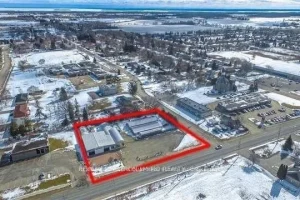 Studio commercial retail home for sale in Innisfil — 7935 Yonge Street