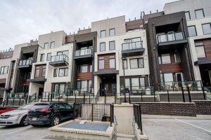2-bedroom condo townhouse for rent in Toronto — 7 - 1479 O'connor Drive