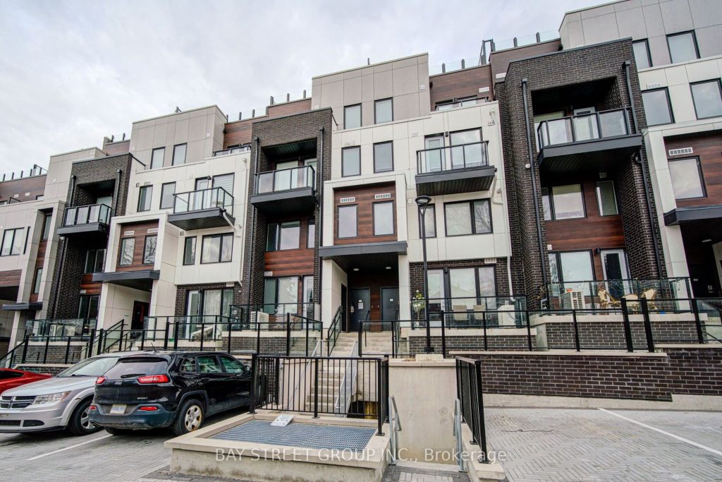2-bedroom condo townhouse for rent in Toronto — 7 - 1479 O'connor Drive (Photo 1)