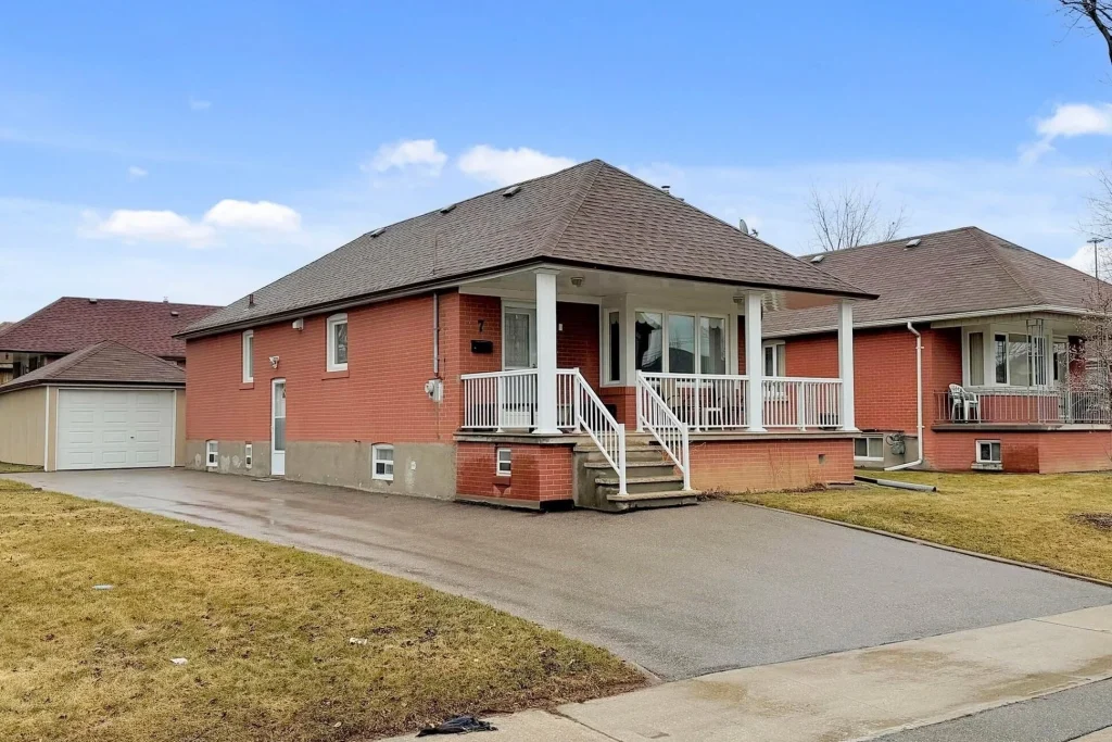 3-bedroom detached home for sale in Toronto — 7 Northgate Drive (Photo 1)