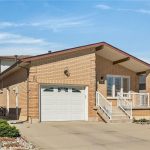 3-bedroom detached home for sale in Hamilton — 7 Rapallo Drive (Photo 3)