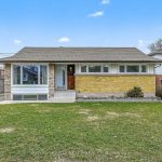 3-bedroom detached home for sale in Hamilton — 7 Rapallo Drive (Photo 5)