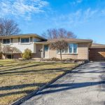4-bedroom detached home for sale in Brantford — 7 Tuscarora Court (Photo 1)