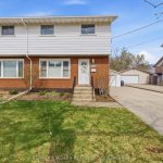 3-bedroom semi-detached home for sale in Niagara — 8102 Lamont Avenue (Photo 2)