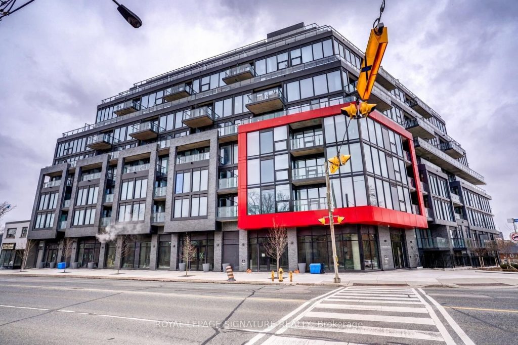 2-bedroom condo apartment for sale in Toronto — 814 - 2 Manderley Drive (Photo 1)