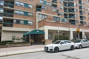 1-bedroom condo apartment for rent in Toronto — 817 - 80 Saint Patrick Street