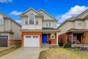 3-bedroom detached home for sale in Waterloo — 819 Grand Banks Drive