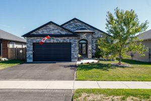 3-bedroom detached home for sale in Hastings — 81 Sienna Avenue