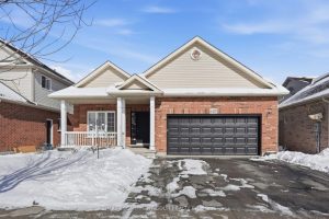 3-bedroom detached home for sale in Niagara — 8407 Heikoop Crescent