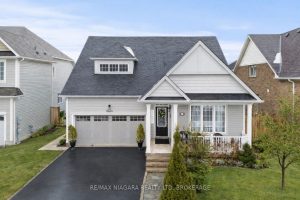 2-bedroom detached home for sale in Niagara — 8424 Mulberry Drive