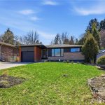 3-bedroom home for sale in Dundas — 84 Pleasant Avenue (Photo 2)