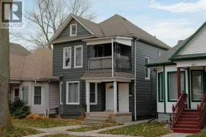 3-bedroom home for sale in Windsor — 855 Lincoln Road
